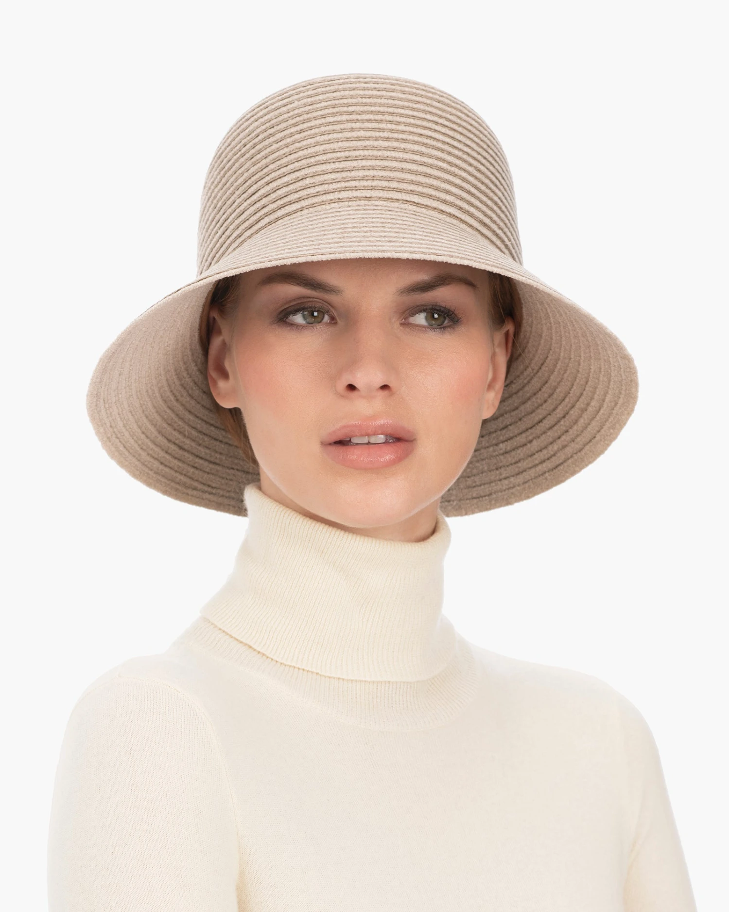 Shenia™ Cloche 6 Shenia™ Cloche - Image 6