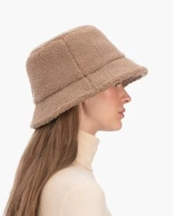 Lamb Bucket 22 Lamb Bucket -Ericjavits Shop FW23 13483 LAMB BUCKET TAUPE SIDEcopy