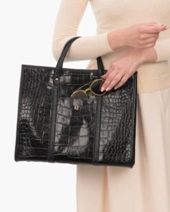 TaTa Tote 16 TaTa Tote -Ericjavits Shop FW23 23395 TATA TOTO BLK ELBOW W SNGLScopy