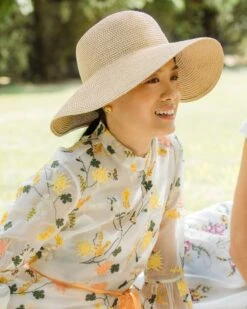 Hampton Cream 19 Hampton Cream -Ericjavits Shop HAMPTON CREAM d767450c d659 4faa 8d91 062d85209c6b