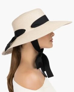 Artista 24 Artista -Ericjavits Shop SS22 12993 ARTISTA CREAM BLACK2copy