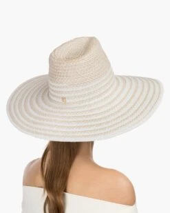 Sea La Vie 36 Sea La Vie -Ericjavits Shop SS22 13436 SEA LA VIE CREAM WHITE BACK