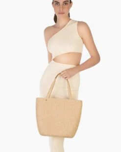 Squishee® Tote II 25 Squishee® Tote II -Ericjavits Shop SS22 23855 SQ TOTE II PEANUT HOLDcopy