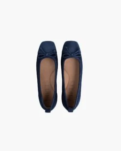 Parris Navy -Ericjavits Shop SS22 60004 PARRIS 1 NAVY SUEDE PAIRcopy d766b28c 88b0 4d4f a1f4 17047c0e5d8a