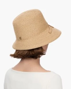 Bow Cloche 24 Bow Cloche -Ericjavits Shop SS23 14071 BOW CLOCHE PEANUT BACK