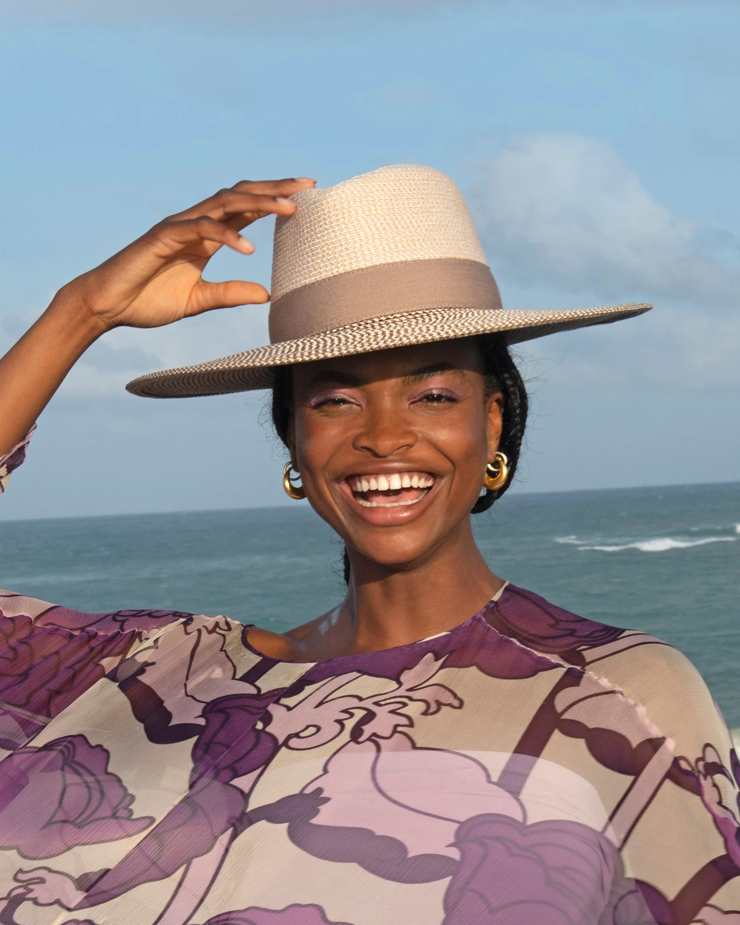 Lady Daphne 2 Lady Daphne - Image 2