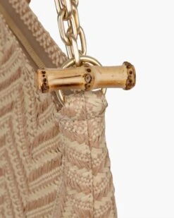 Chain Pouch Raffia -Ericjavits Shop SS24 23389 CHAIN POUCH RAFFIA PEANUT DETAIL