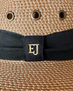 Rock 6 Rock -Ericjavits Shop SS25 32053 ROCK NATURAL BLACK DETAIL e9a27218 144f 4bc4 8413 ee669d0be9bf